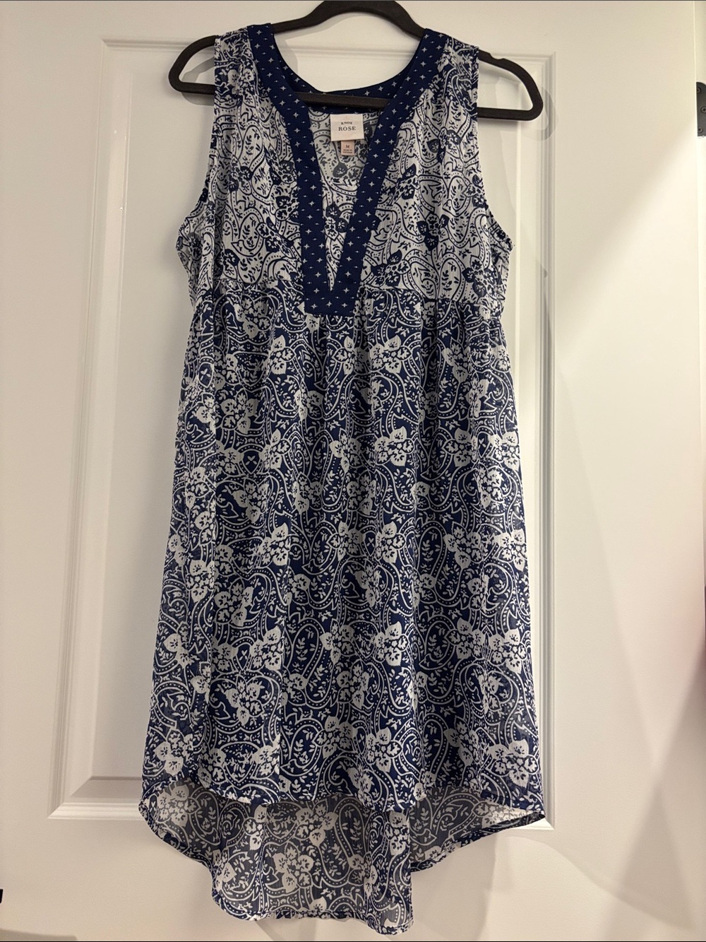 Knox Rose Blue and White Sleeveless Paisley Shift Dress